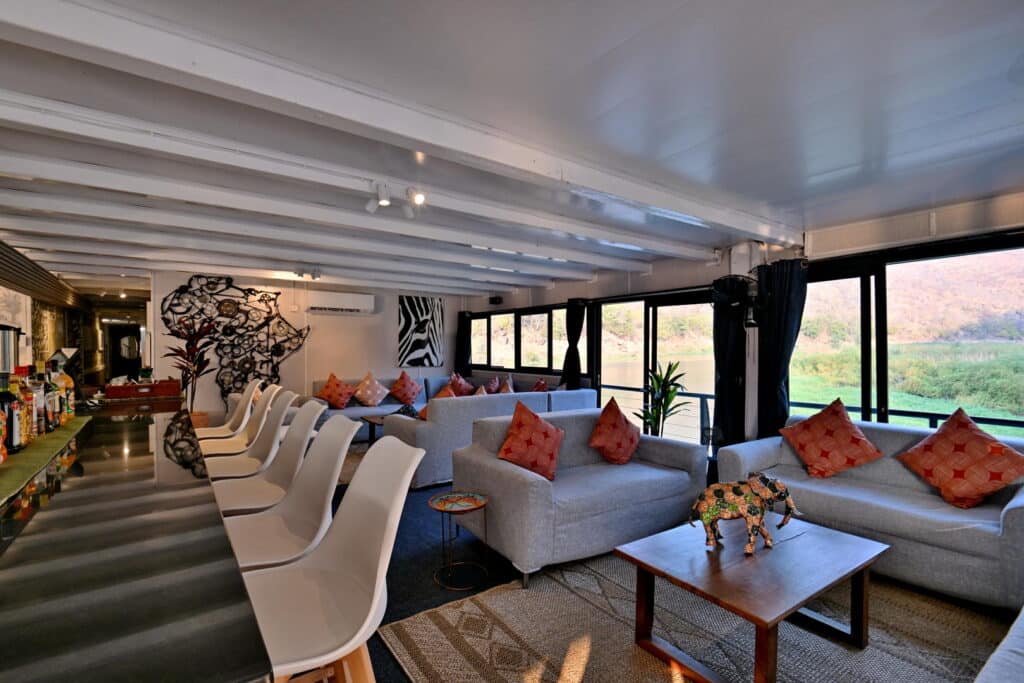 1760362537846zambezi trader c deck bar lounge area 3