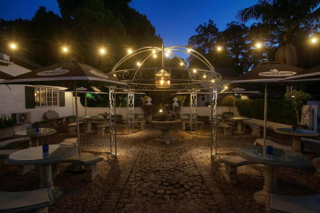 Cafe Bacchus Tsitsikamma Village Inn