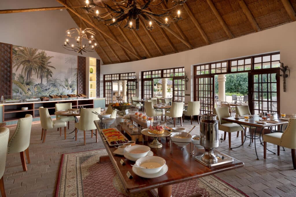 Cassia Restaurant Breakfast Interior