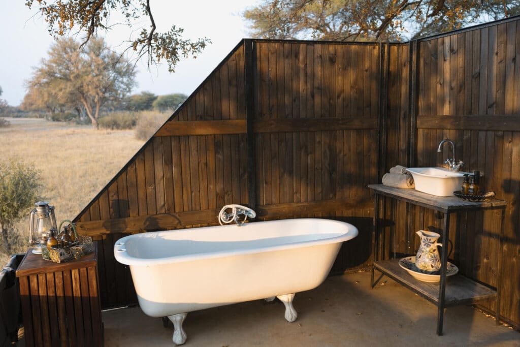 DOVE S NEST BATHROOM