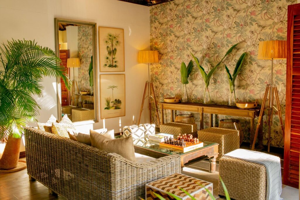 Ilala Lodge Hotel poolside lounge 1