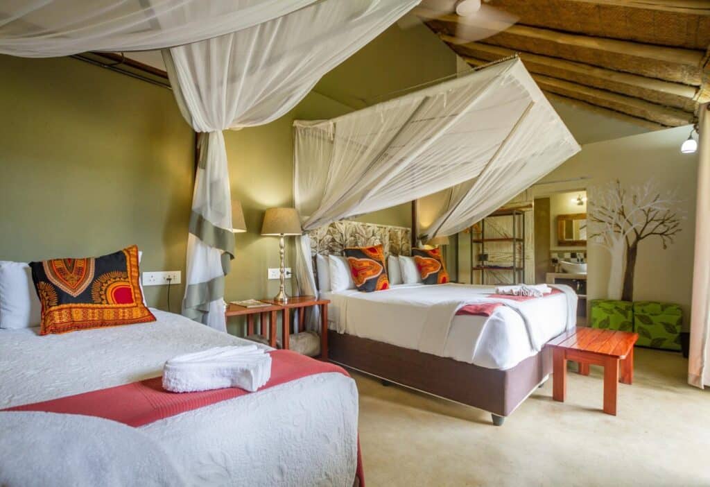 Robins Camp Acacia Triple Room