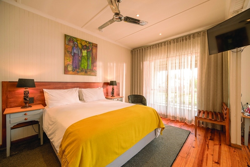 Room 4 Landscape 0029 C68EA1A3 EB56 42D1 A9DC D70CC14C4E9D 1 105 c