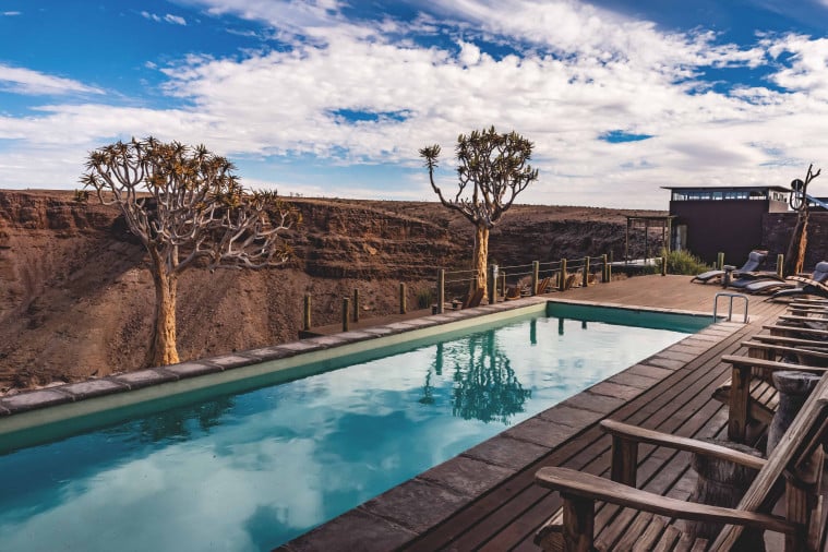 17489069279503 fishriverlodge1