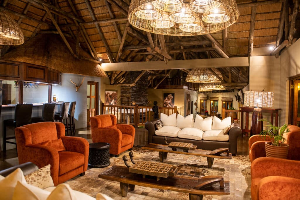 2a main building bar and lounge 1536x1025 1