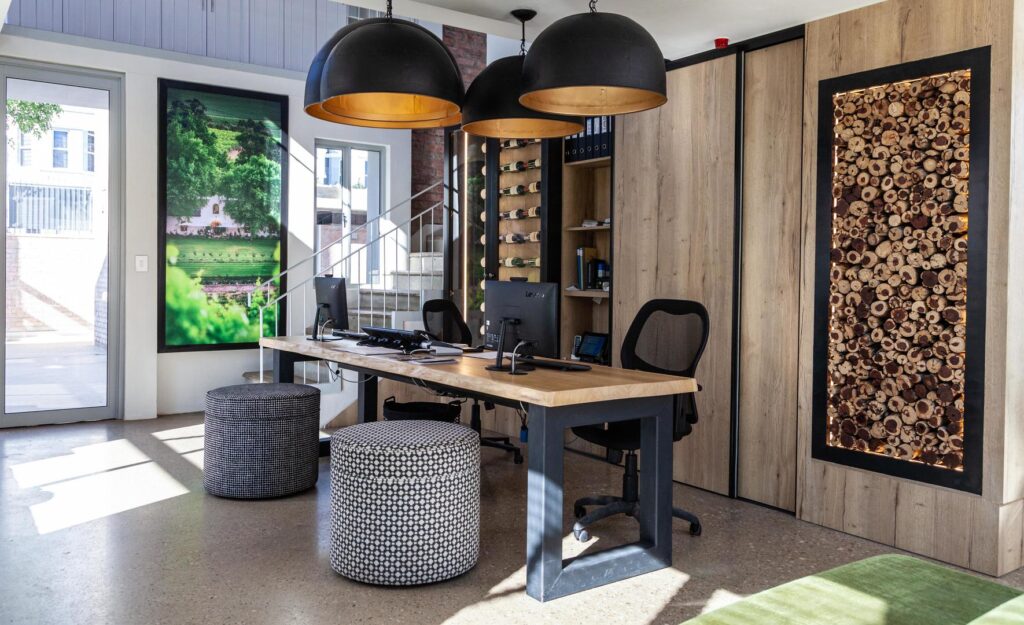 A warm welcome at reception