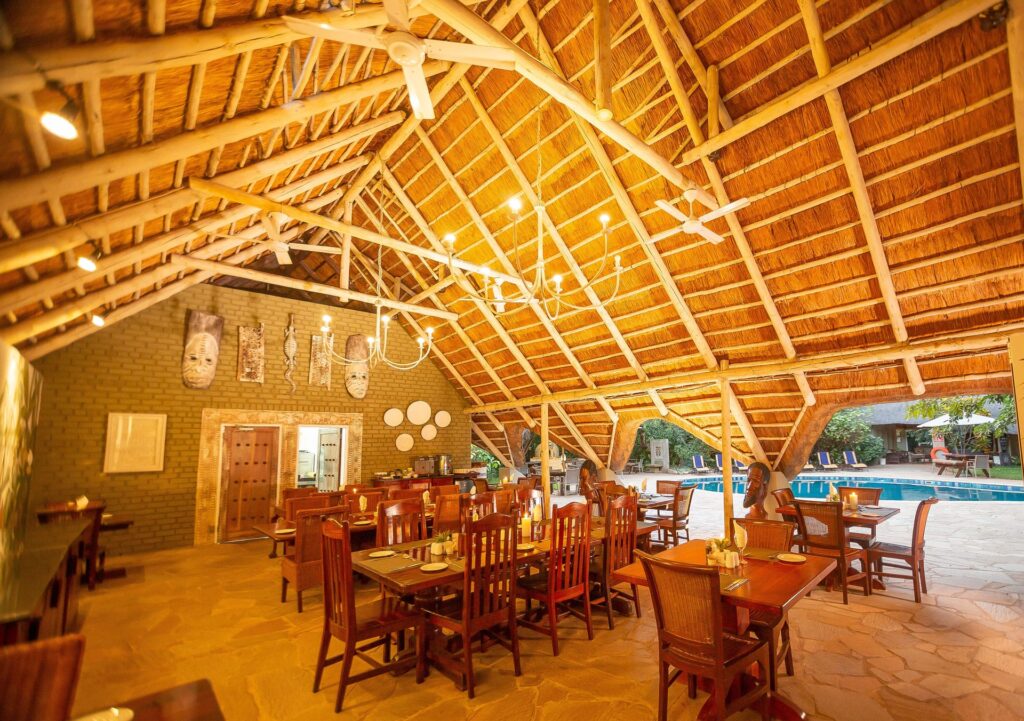 Bayete Guest Lodge Dining