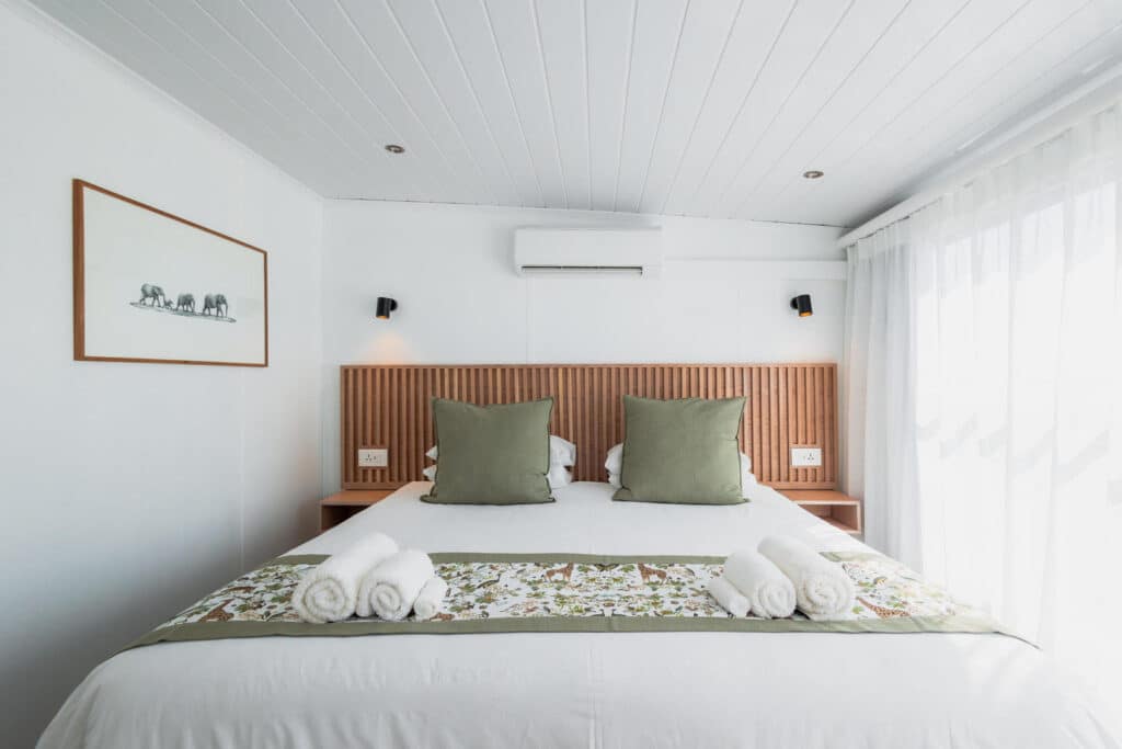 Chobe Princess Cabin king sized bed