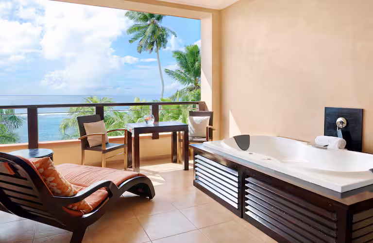 kind deluxe room 2.jpg