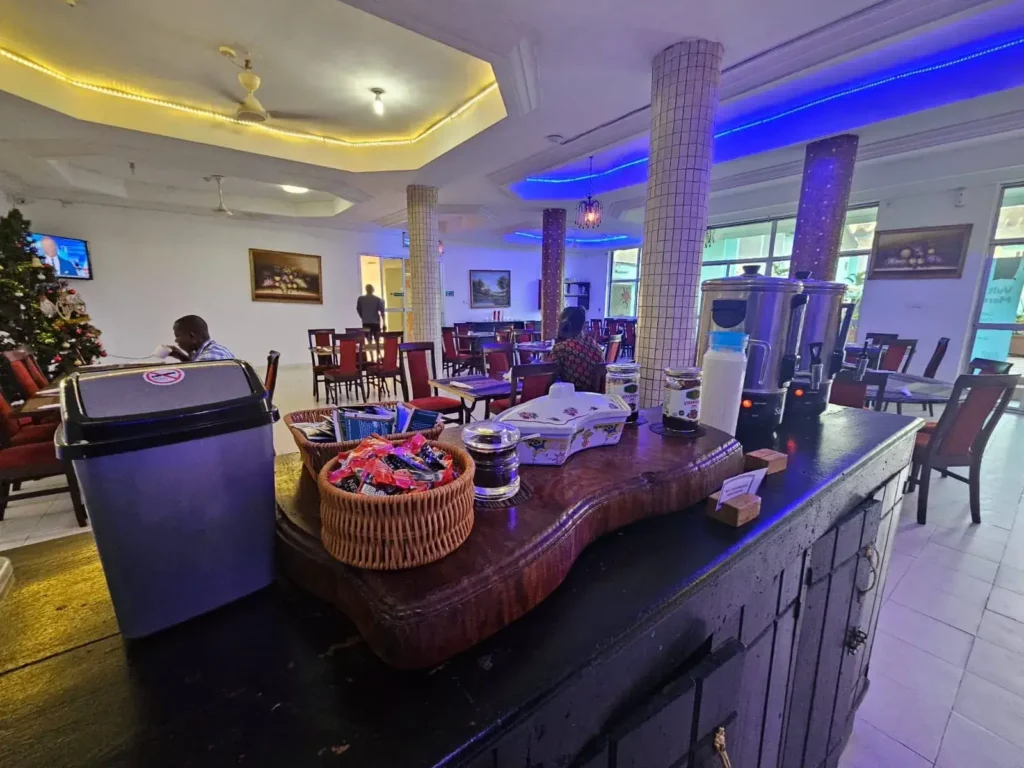 Bar 9