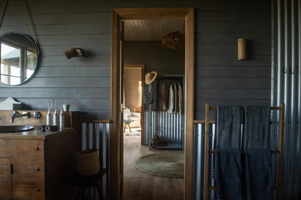 Family unit with connected bedrooms