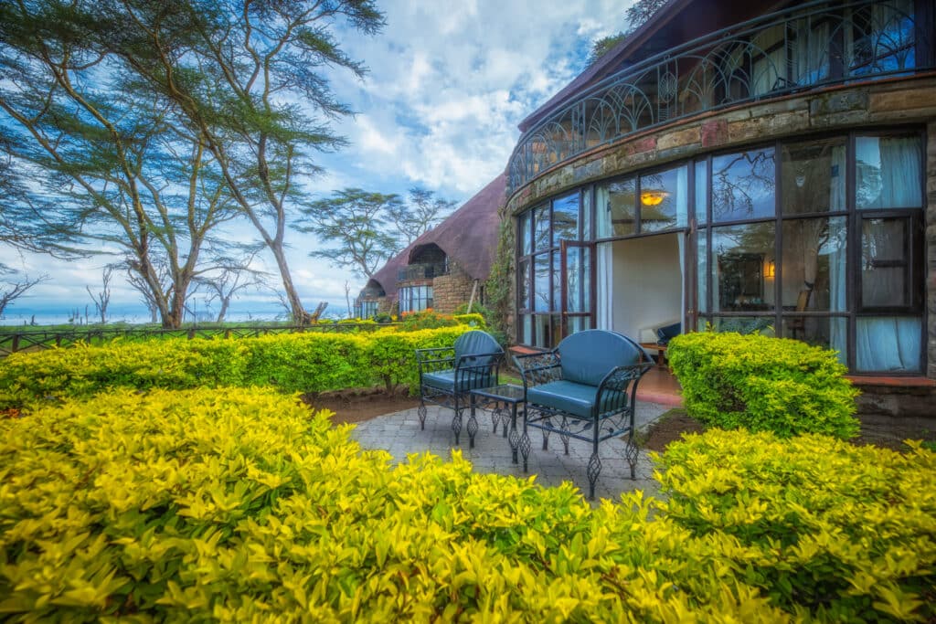 17518940984649 outdoorseatsview2